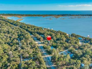 Maana- A Boaters Bungalow - 6