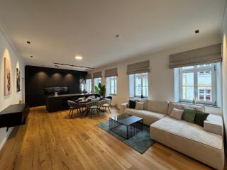 NAMASTÉ Homes - Luxus-Apartment mit Whirlpool & Garage - 9