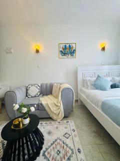 Elegant & Cozy Studio at Roysambu - 9