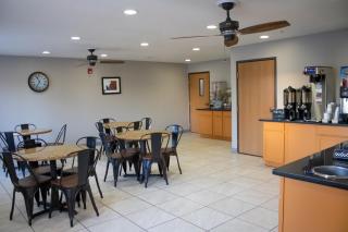 Baymont by Wyndham Howell/Brighton - 2