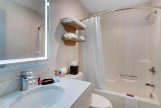 Baldwin Inn & Suites, SureStay Collection by Best Western - 1