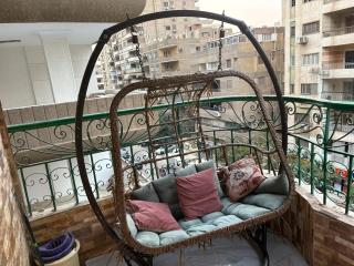 3 bedrooms 3 bathrooms ensuit, 2 living rooms - 3