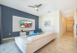 3180-405DC STOREY LAKE, CONDO 2/2 POOL VIEW - 8