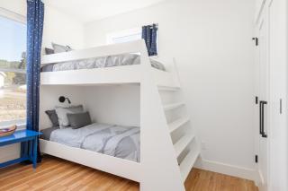 The Perch Modern Luxury with Panoramic Views - 7