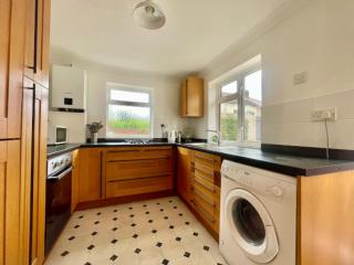 Southsea Garden Flat - Free Parking, Pets welcome - 5