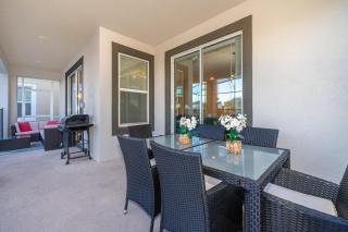 830HM VILLA 6 BED/5 BA (SANITIZED) - 2