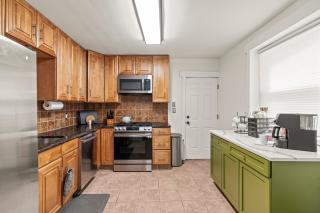 3BR Gem in Graduate Hospital - 1