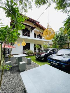 Perfect Hideout - 7