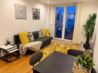 Heart of the City Centre Apartment Sleeps 4 - 0