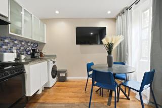 3BR Welcoming Home close to Central Park - 5