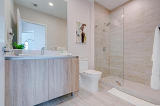 3900-502GJ DESIGN DISTRICT, CONDO 2 BEDROOMS & 2 BATHROOMS - 3