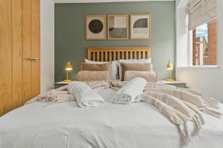 Pear Tree - Stylish City Centre Apartment - 1