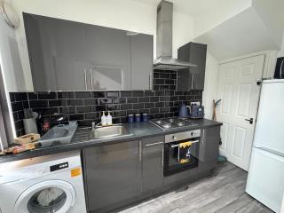 Cliffton House, Sleeps 5, Parking,Netflix, WiFi, Only 6 min to City - 5