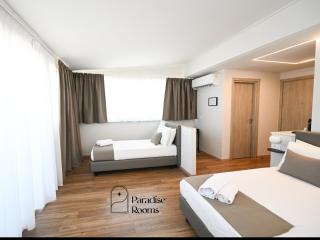 Hotel Paradise Rooms - 2