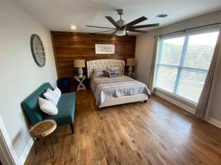 Rider's Lodge - 9