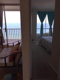 Ocean View Apartment in Family Complex - 1