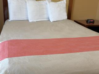 TownHouse Extended Stay Hotel Downtown - 3