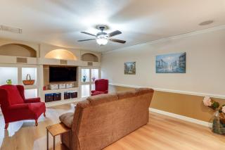 Game Room, Family-Friendly Yard! Gem in Phoenix - 6