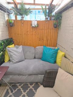 Sunflower Shared Apartment - 1