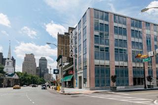 Kislak 404 Luxurious 1BR in Heart of Downtown - 1