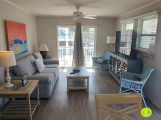 Beach view home with pool - 2