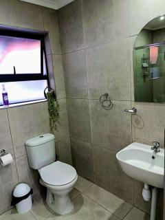 Lady Daisy Boutique Guesthouse - 8