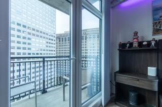 Luxury Apt In The Heart Of The Theater District - 4