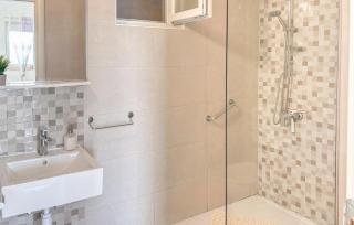 1 Bedroom Amazing Apartment In Omis - 6