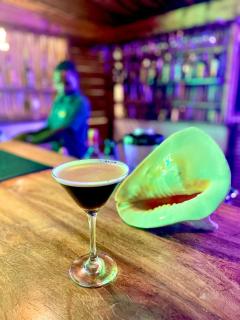 Aluna Beach Apartments - 3