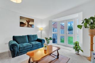 Stylish Townhouse -3 bed, work stay, Free Parking-Kingsway - 0