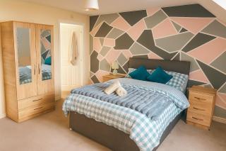 Stylish Townhouse -3 bed, work stay, Free Parking-Kingsway - 2