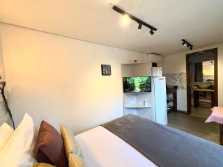 TinyHousePassaúna - Climatizado, parque e deck - 6