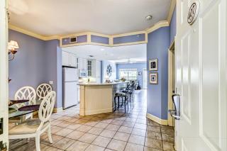 North Shore Place 407 - 3