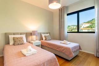 Leonor Seaview Apartment - 3