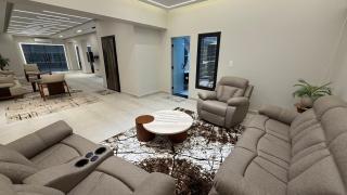 Villa from Al Essam Development with private pool, jacuzzi and home cinema المجلس من ال عصام للتطوير مع المسبح والجاكوزي الخاص والهوم سينما - 1