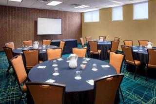 Willow Grove Suites by IHG - 8