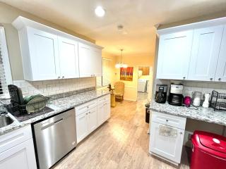 Rooms By Month Sandy Springs - 7