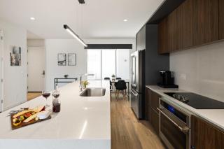 HiRise - Modern Luxe - Jacuzzi - Heart of Old Town - 8