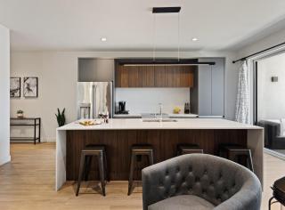 Moxie - Modern Luxe - Hot Tub - Heart of Old Town - 6