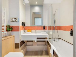 ibis Styles Annecy Centre Gare - 4