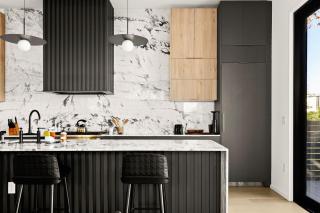 Heated Pool Luxury Zilker home Sleeps 8 great view - 3