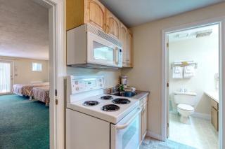 Seafarer Resort-Unit 107 - 6