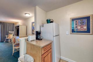 Seafarer Resort-Unit 107 - 5