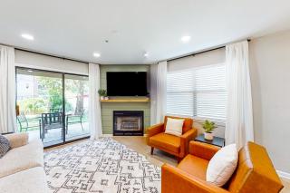 Paradise Pointe Royale - 8