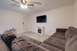 2 Mi to UMD Apt with Free Parking in Silver Spring! - 6