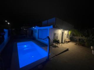 The Yumbo Pearl - 8