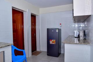 Jacky's Fully Furnished Apartment milimani suites - 3