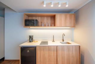 BloomHouse Parkway - 9
