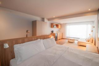 BloomHouse Parkway - 3