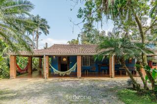 Casa c/ piscina e churrasq. em Itamambuca CPI0130 - 1